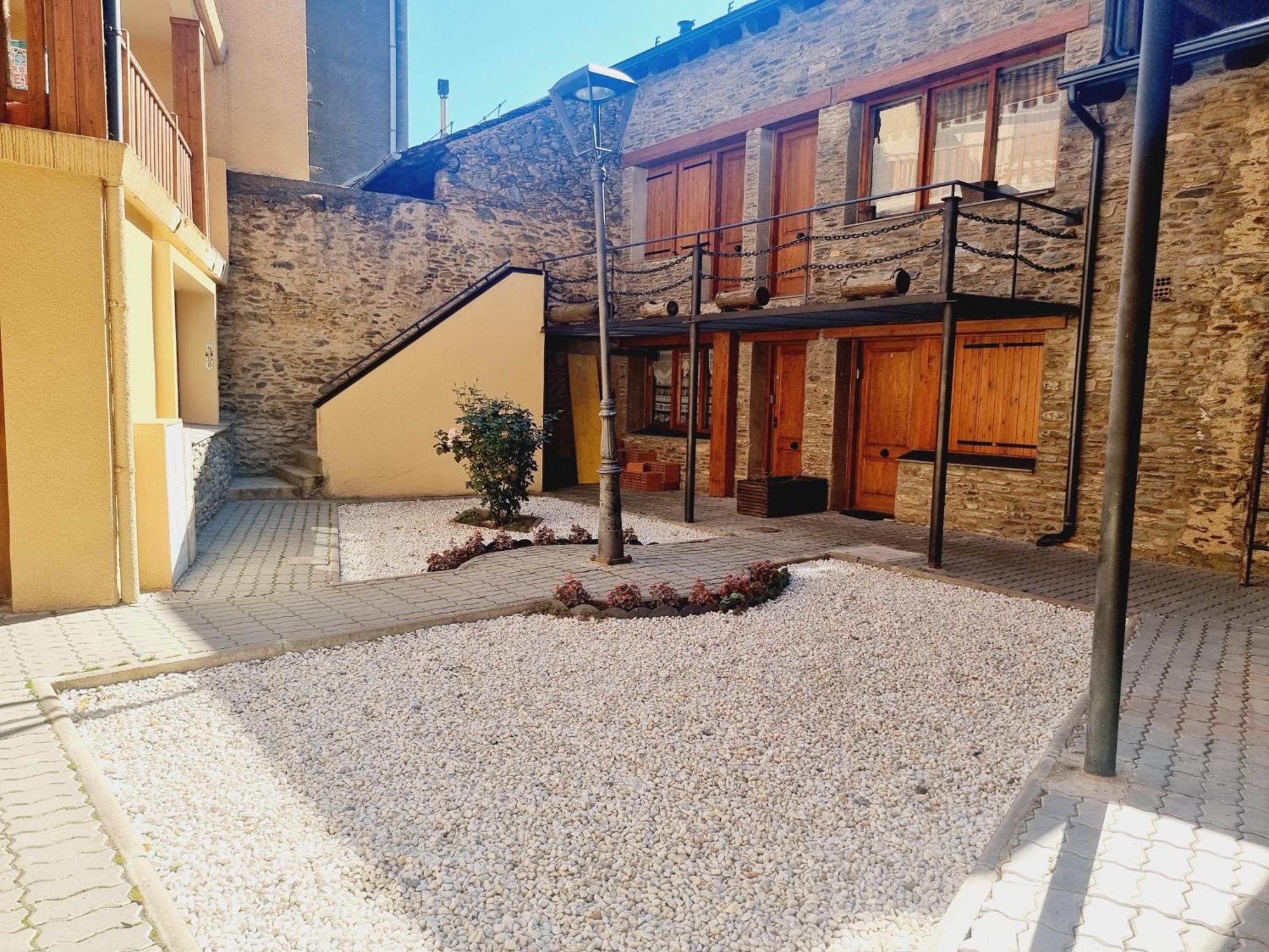 Apto Rustico En Osseja Apartment Екстериор снимка